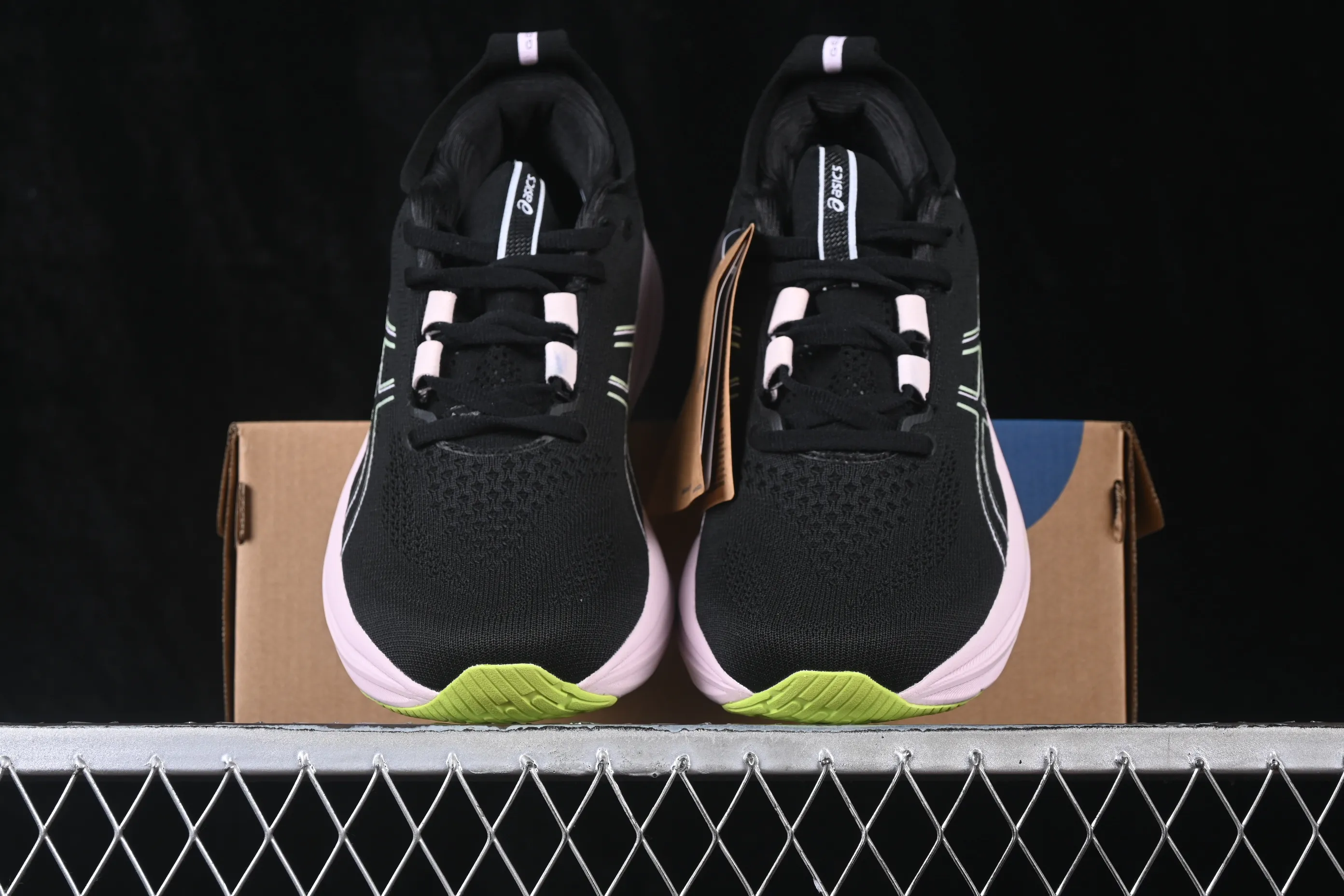 All Categories Asics Asics Series Asics Gel-Nimbus 26 1012B601-004